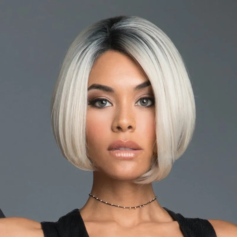 Kurze Bob-Stil Silber Synthetikhaar Glatte Perücke 10 Zoll